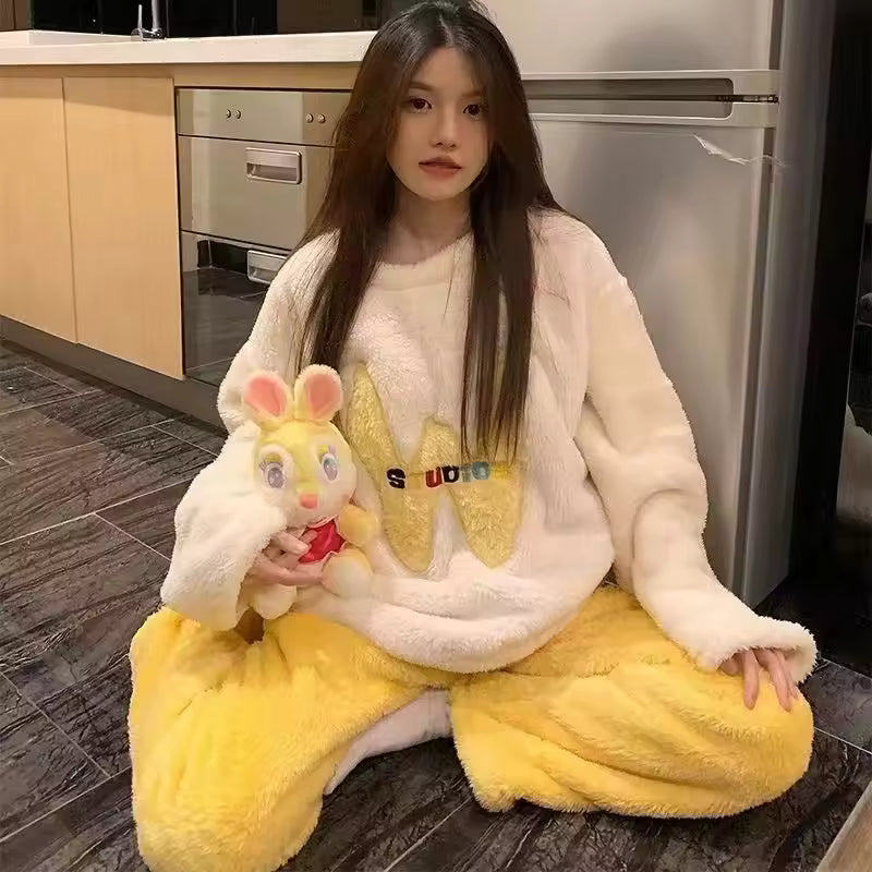 Flourish Cozy Fleece Loungewear Set β Ultra Soft Winter Night Suit