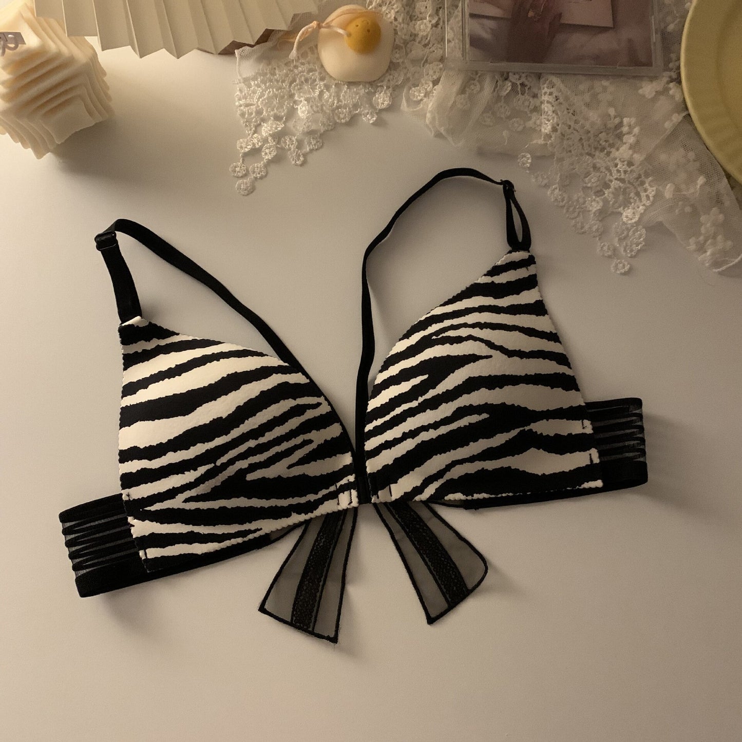 Pack Of 2 New Padded Push Up Beauty Back Seamless Bra For Girls k328