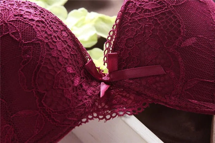 Flourish Lavender Lace Bra – Push Up & Double Padded Floral Comfort (8856)