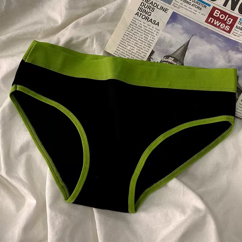 Pack of 3 Ladies’ Stylish Briefs Panties - 8094