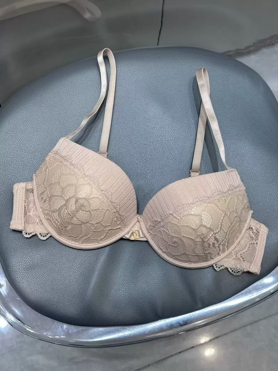 Women’s Padded Lace Bra – Soft & Comfortable Everyday Innerwear -P108