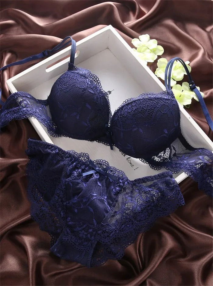 Flourish Lavender Lace Bra – Push Up & Double Padded Floral Comfort (8856)