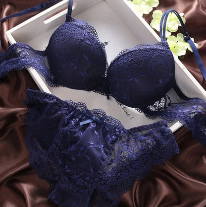 Flourish Lavender Lace Bra – Push Up & Double Padded Floral Comfort (9118)