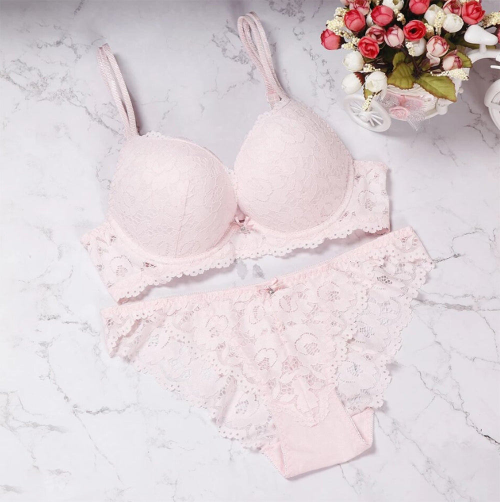 Flourish Elegant Lace Bra & Panty Set – Push Up & Double Padded Comfort with Floral Detailing (8855)