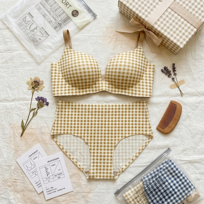 Flourish The Signature Gingham Seamless Set