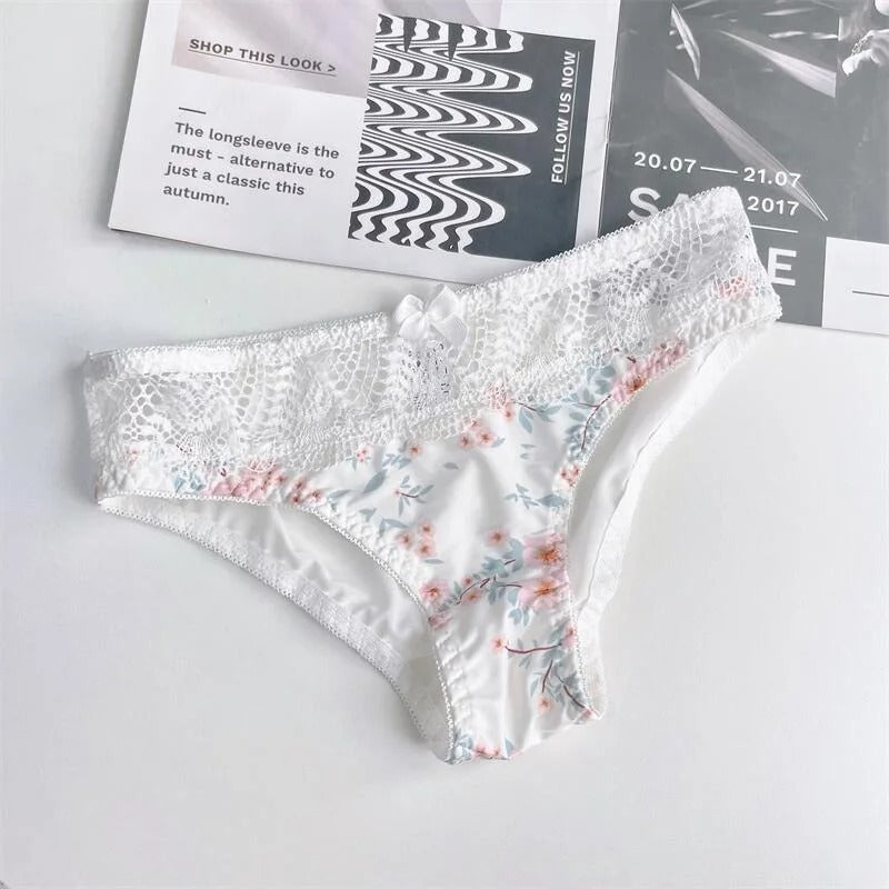 Flourish Floral Lace Bra & Panty Set – Padded Push-Up Design with Elegant Embroidery