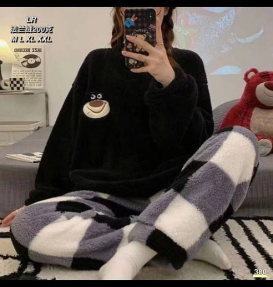 Flourish Cozy Fleece Loungewear Set – Ultra Soft Winter Night Suit