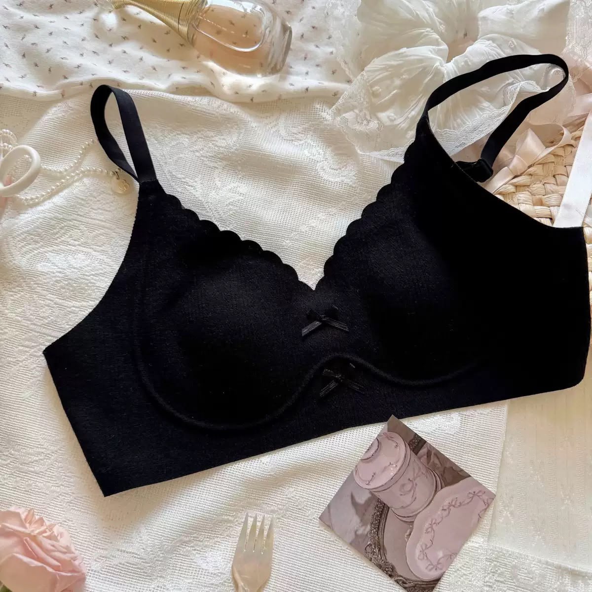 Soft Padded Wireless Comfort Bralette – All-Day Everyday Bra -802