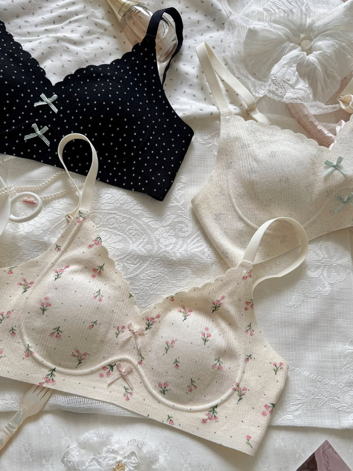 Soft Padded Wireless Comfort Bralette – All-Day Everyday Bra -802