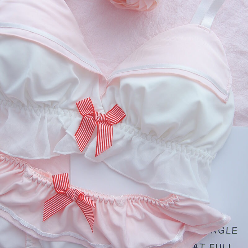 High Quality Sailor Moon Style Cute Bra and Pantie Set Bralette Lingerie 2004