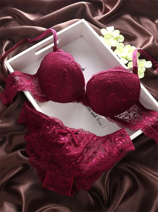 Flourish Lavender Lace Bra – Push Up & Double Padded Floral Comfort (8856)