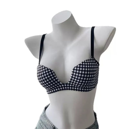 Pack of 2 Fashionable Deep U Push-Up Soft Support Bra 3D Shaping for Small Breasts Comic Bust Big Maker Soft Women's Underwear Seamless