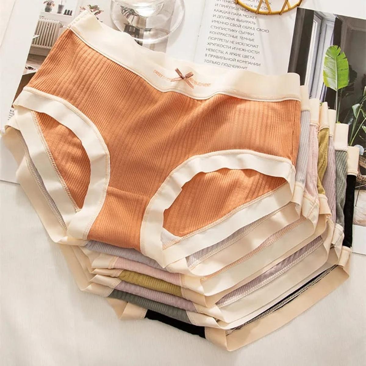 Pack of 5 Soft Ribbed High-Waist Cotton Panties for Women – Seamless Edges, Contrast Lace Trim & Cute Bow Detail – CS18