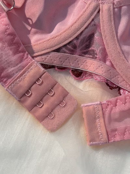 Flourish New Style Sexy Elegant Red Flower Lace Lingerie Set  Non Padded Wired bra  – Soft Mesh Floral Embroidered Bra & Panty MSL402