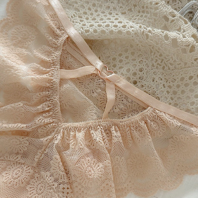 Pack Of 3 Women's Elegant Floral Lace Panty with Ruffle Frill Detailing, Soft Sheer Lace Fabric, Stylish Feminine Design, Comfortable Ladies Underwear & Beautiful Delicate Lingerie 351