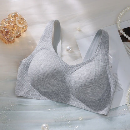 Flourish Ribbed Seamless Push-Up Sports Bra – Soft Fit, Natural Lift & Everyday Elegance 8126