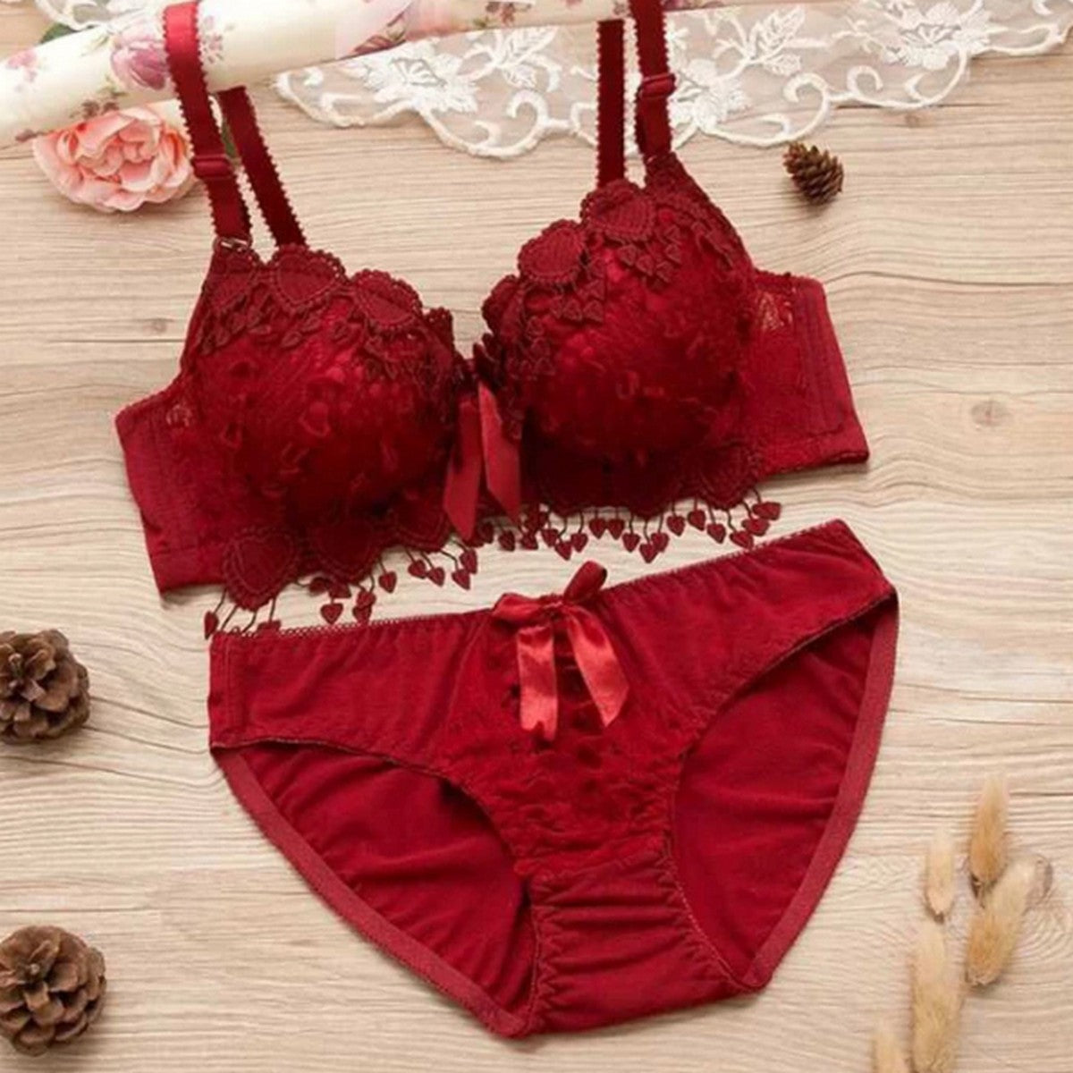 Women Lace embroidered Push Up Underwire Bra And Panty Set 018